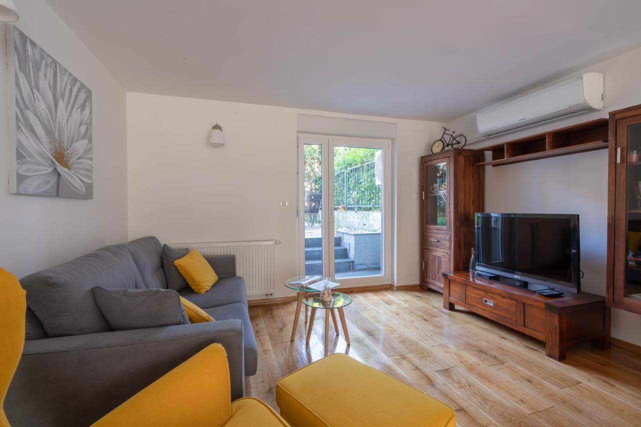 Apartment Gabriella Ζάγκρεμπ Εξωτερικό φωτογραφία